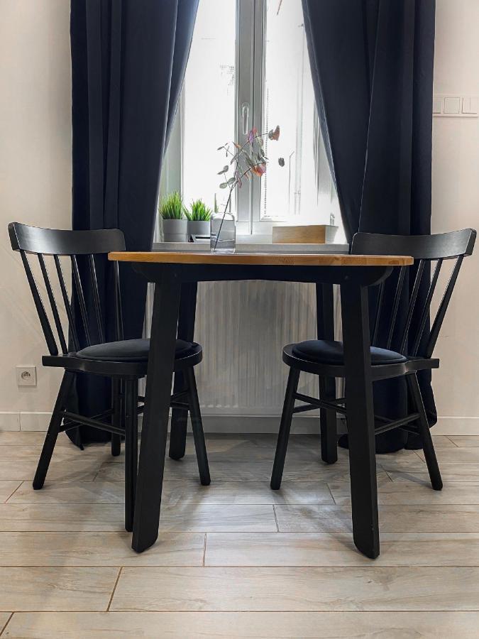Beautiful Studio For Couples With Air Conditioning - Old Town & Main Station Cracovia Exterior foto